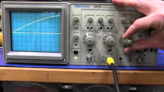 Tektronix 2225 Analog Oscilloscope - EEVblog #196