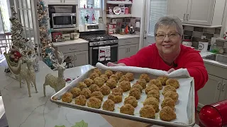 Cheddar Bay Sausage Balls