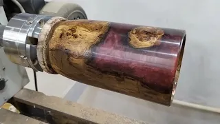 Woodturning-Red vase made of stump and epoxy resin ! Токарка-ваза из дерева и эпоксидной смолы !