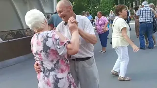 Ищу тебя родная днем и ночью💃🌹 Воспоминания о счастливых днях Харьков💃🌹 2021