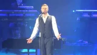 Gary Barlow Rule The World Clip