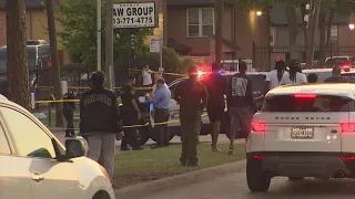 Two men dead in what Houston police said appeared to be targeted shooting