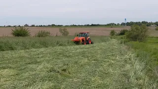 Roller crimper on cereal rye and hairy vetch