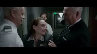 Sully 2016 - Best Scenes - Tom Hanks - Sully Gets Hugged