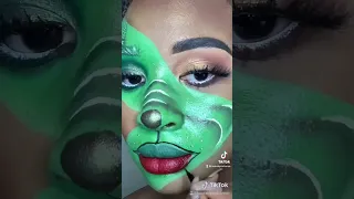 The Grinch Christmas makeup tutorial 💚🎄