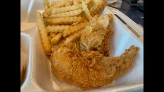 First Time Eating Raising Cane's - Food Review