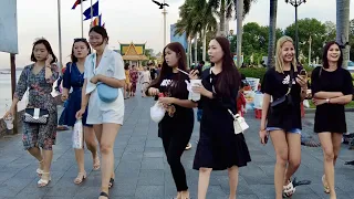 Cambodia Trip 2023 In Evening Walk: Phnom Penh, Street Scene, Relax & Enjoy | The Walk Street