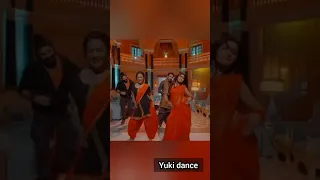 Haseena Malik and Karishma Singh dance together. #yukti_kapoor #gulki_joshi #madamsir #yuki #kareena