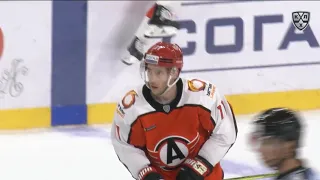 Sexton goes coast-to-coast, dekes past two opponents to score