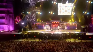 AC/DC - Dog Eat Dog (Plaza De Toros De Las Ventas, July 1996)