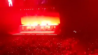 Vitaa & Slimane - Bella Ciao (stade Pierre Mauroy live )