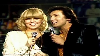 KAREL GOTT & HANA ZAGOROVÁ -  DÁVNÉ LÁSKY g