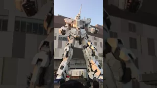 Life Size Unicorn Gundam - Transformation
