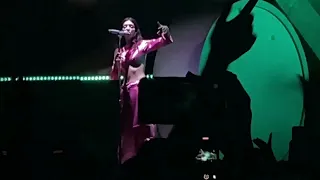 Lorde - Green Light - 2022-04-25 - Solar Power Tour - Minneapolis, Minnesota