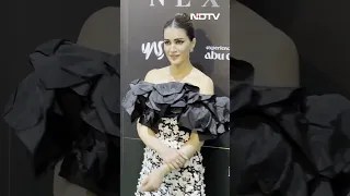 IIFA Rocks 2023: Kriti, Nora And Urvashi's Green Carpet Moments