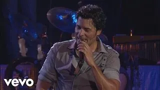 Chayanne - Si Nos Quedara Poco Tiempo (Live Video)