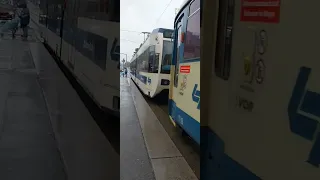 Ankunft der Badner Bahn nach Baden in Wien Meidling