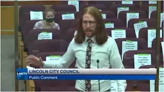 7zt8UW5Hpu joinNebraska Man Pitches City Council on Renaming 'Boneless Chicken Wings'