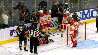 Vegas Golden Knights vs Calgary Flames scuffle (2021 NHL)