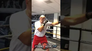 TYSON FURY TRAINING FOR NGANNOU! SHADOW BOXES & FIRES QUICK KO COMBOS!