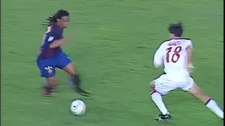 Primeiro gol do Ronaldinho pelo Barcelona 2003