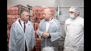 Президент посетил парканский мясо-молочный комбинат