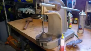 BROACHING A KEYWAY IN A PULLEY tubalcain