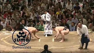 one of the greatest SUMO matches of all time!