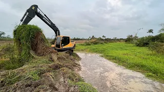 LIMPANDO CÓRREGO MUITO SUJO 🌊 Escavadeira hidráulica op iago