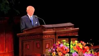 President Hinckley, Ensign to the Nations