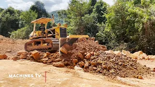 Ultimate Bulldozer Mountain Hardworking Pushing Leveling Stone Surface Road Construction Dump Truck