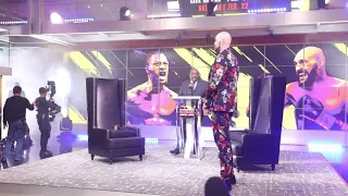 DEONTAY WILDER vs TYSON FURY OFFICIAL FACE OFF IN LOS ANGELES FOX STUDIO