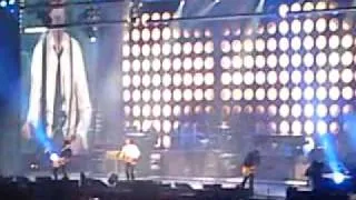 Paul McCartney "Get Back" live at London O2 Arena, 22-Dec-2009