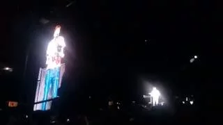 Paul McCartney - Something (Vicente Calderón, Madrid, 2 de junio de 2016)