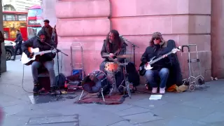 London street band Funfiction play Kingston Town (UB40)