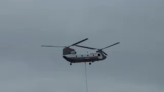 Billings Flying Service CH-47D Chinook AIRLIFTING a truck off the side off a CLIFF!