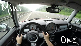 Mini One (R56 - 2009) - POV on german Autobahn - Top Speed Drive