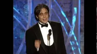 Benicio Del Toro Wins Best Supporting Actor Motion Picture - Golden Globes 2001