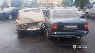 У ДТП в центрі Рівного постраждали водій та неповнолітня пасажирка