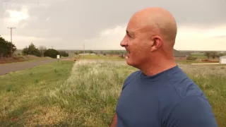 Meeting a Legend: Tornado Chasers Season 2, Episode 2