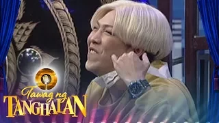 Tawag ng Tanghalan: Vice Ganda and Vhong Navarro act like kids  on stage