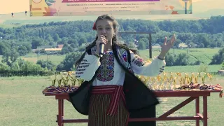 Larisa Eugenia Trișcău - Așa-s moldovencele
