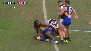 Nic Naitanui destroys Karl Amon in a tackle