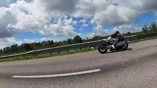 2018 GSXR1000R vs 16' BMWS1000RR