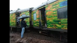 Nagpur Mumbai Duronto Express derails between Vasind and Asangaon stations