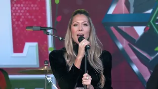 Colbie Caillat - Santa Claus Is Coming To Town(12.24.2023)(FOX NFL Sunday1080p)