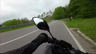 yamaha mt 125 vs z750 || passo della futa ride