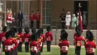 Trump inspects honour guard at palace ceremony