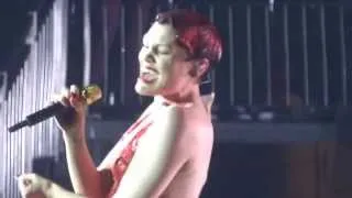 Jessie J Do it like a dude / wild featuring dizzie rascal jingle bell ball