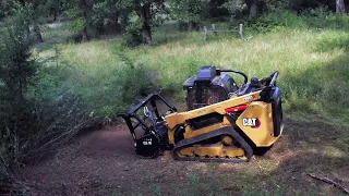 The Reversing Fan Feature on the Cat® D3 Skid Steer and Compact Track Loaders